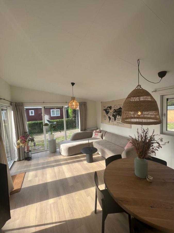 Vakantiehuisje Zeegeluk Vlakbij De Kust Sint Maartensvlotbrug ภายนอก รูปภาพ